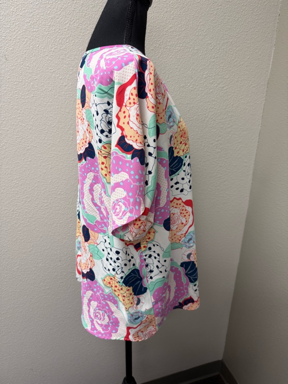Entro Floral Blouse V Neck Boho Top Pink Blue Cream Large Spring Summer Chic - Picture 6 of 9